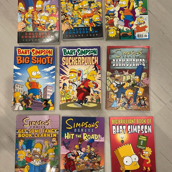 Simpsons - 9 Graphic Novels - Pre-Owned - Picture 2 of 6